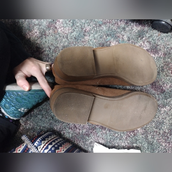 Never worn universal thread co. Taupe/brown slip on booties - Picture 9 of 16